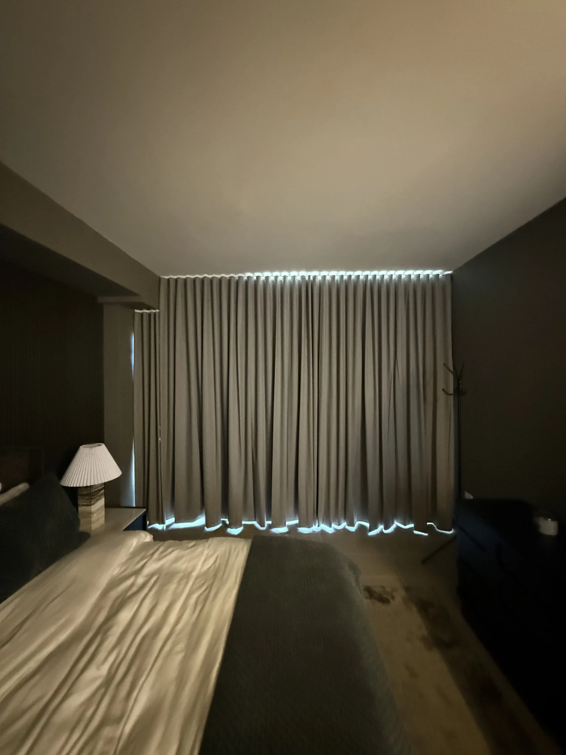 DraperyBlackOut02